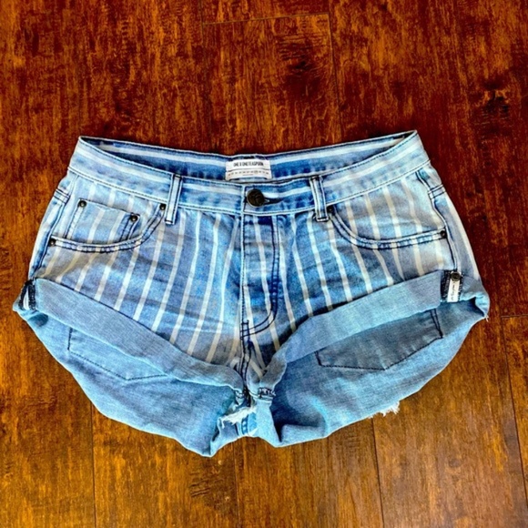 One Teaspoon Pants - One Teaspoon High Rise Striped Cuffed Shorts 29